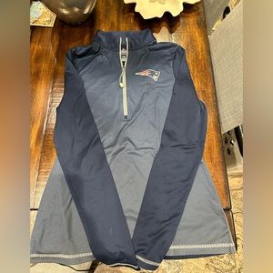 New England Patriots Quarter Zip Women’s Size L